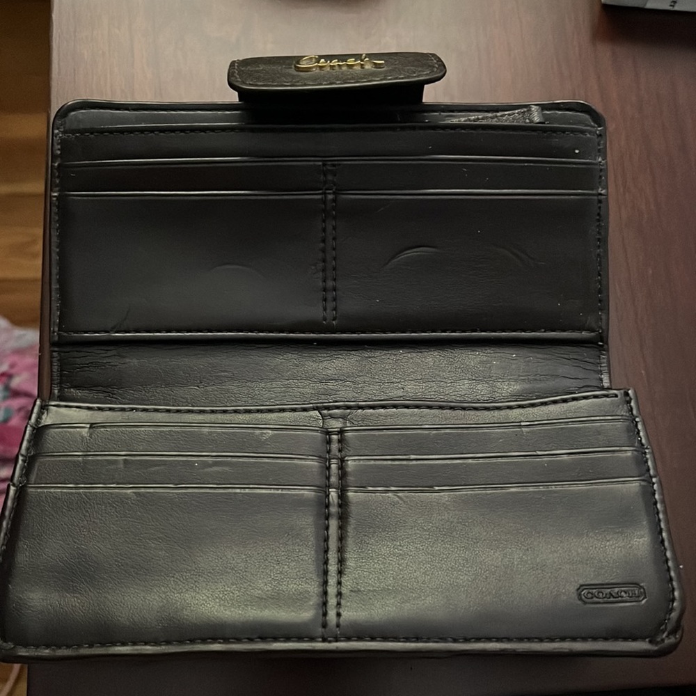 Coach wallet - Picture 2 of 2
